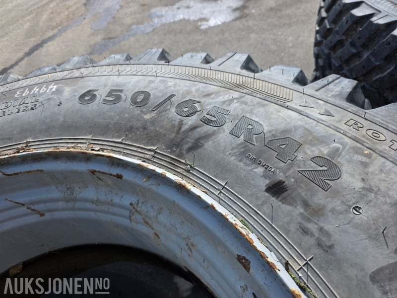 Nokian traktor dekk 650/65 R 42 - 540/65 R 30 TRI 2 med pigg - Agricultural machinery: picture 5 Nokian traktor dekk 650/65 R 42 - 540/65 R 30 TRI 2 med pigg - Agricultural machinery: picture 5