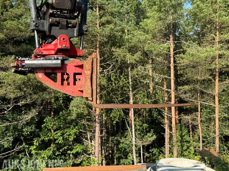 2009 RF GAF1860 pallegaffel – 4 000 kg kapasitet, tilpasset for gravemaskin - S60 - Attachment for Construction machinery: picture 2 2009 RF GAF1860 pallegaffel – 4 000 kg kapasitet, tilpasset for gravemaskin - S60 - Attachment for Construction machinery: picture 2