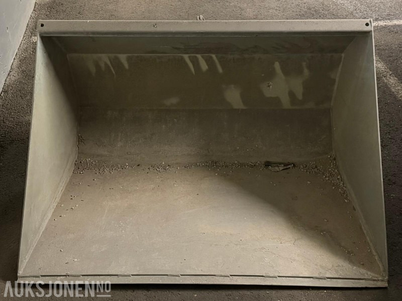 2013 SE Skuffe til truck - Attachment for Construction machinery: picture 2 2013 SE Skuffe til truck - Attachment for Construction machinery: picture 2