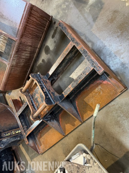 2015 Avrettningsbjelke - Attachment for Construction machinery: picture 3 2015 Avrettningsbjelke - Attachment for Construction machinery: picture 3