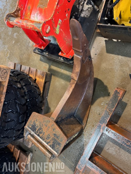 2015 Rippertann for gravemaskin - S60 - Attachment for Construction machinery: picture 2 2015 Rippertann for gravemaskin - S60 - Attachment for Construction machinery: picture 2