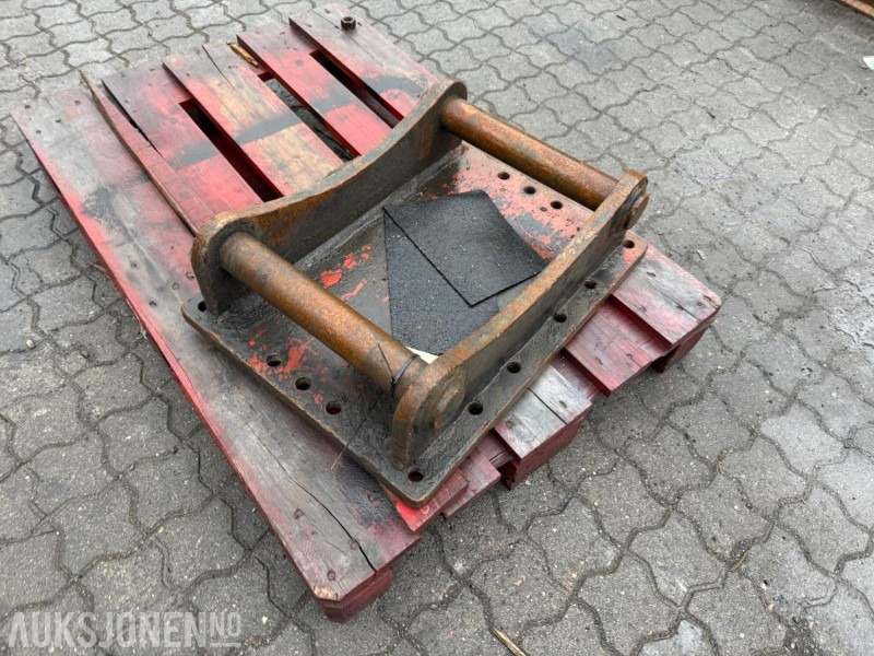 2015 S60 feste - Attachment for Construction machinery: picture 1 2015 S60 feste - Attachment for Construction machinery: picture 1