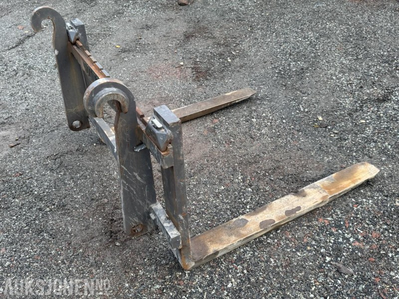 2023 Volvo pallegafler - Attachment for Construction machinery: picture 4 2023 Volvo pallegafler - Attachment for Construction machinery: picture 4