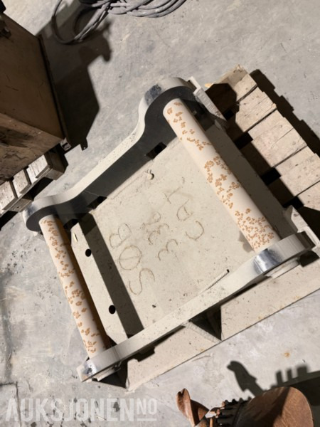 S90 grind / Adapterplate for gravemaskin - Attachment for Construction machinery: picture 3 S90 grind / Adapterplate for gravemaskin - Attachment for Construction machinery: picture 3