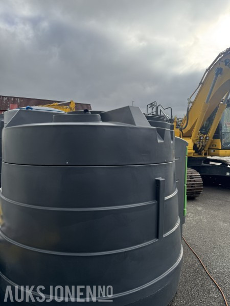 Kingspan Fuelmaster 3500L stasjonær dieseltank med pumpe og låsbart skap. - Construction equipment: picture 3 Kingspan Fuelmaster 3500L stasjonær dieseltank med pumpe og låsbart skap. - Construction equipment: picture 3