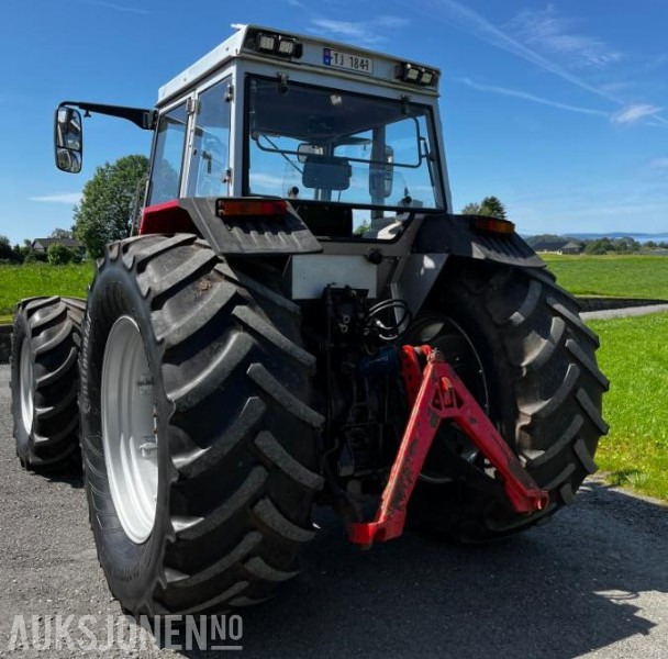 Massey Ferguson 399 - Farm tractor: picture 5 Massey Ferguson 399 - Farm tractor: picture 5