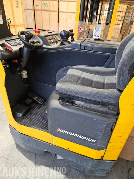 1998 Jungheinrich ETV 25G - 800DZ - Elektrisk skyvemasttruck - 7800 timer. - Material handling equipment: picture 2 1998 Jungheinrich ETV 25G - 800DZ - Elektrisk skyvemasttruck - 7800 timer. - Material handling equipment: picture 2