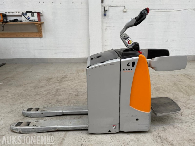 2013 Still EXU-SF20 snile / palleløfter - Material handling equipment: picture 2 2013 Still EXU-SF20 snile / palleløfter - Material handling equipment: picture 2