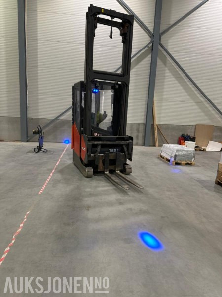 2015 Linde R17X Skyvemasttruck R17X, /Sertifisert/nytt batteri, 15207 timer - Material handling equipment: picture 1 2015 Linde R17X Skyvemasttruck R17X, /Sertifisert/nytt batteri, 15207 timer - Material handling equipment: picture 1