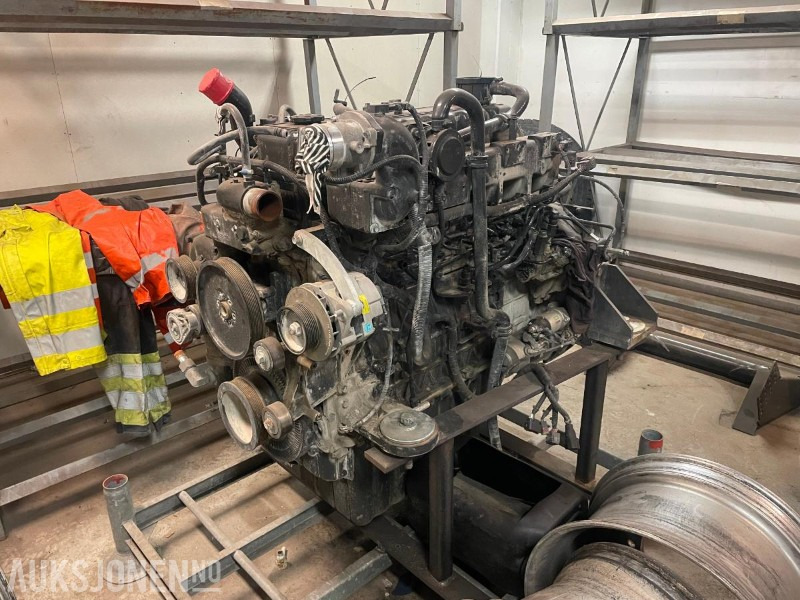 Motor til Doosan Lc350-7 - Excavator: picture 1 Motor til Doosan Lc350-7 - Excavator: picture 1