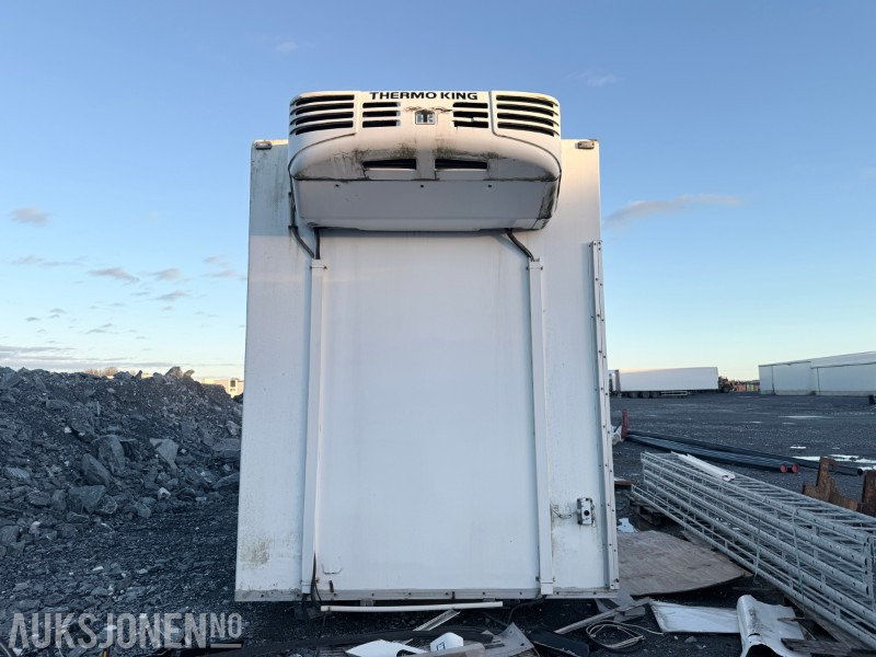 2005 Bussbygg thermoskap med full sideåpning - Truck: picture 2 2005 Bussbygg thermoskap med full sideåpning - Truck: picture 2