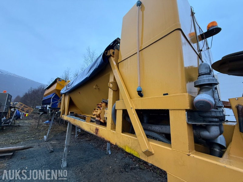 2008 Falköping CLC-427 TwinFeed spreder - Truck: picture 4 2008 Falköping CLC-427 TwinFeed spreder - Truck: picture 4