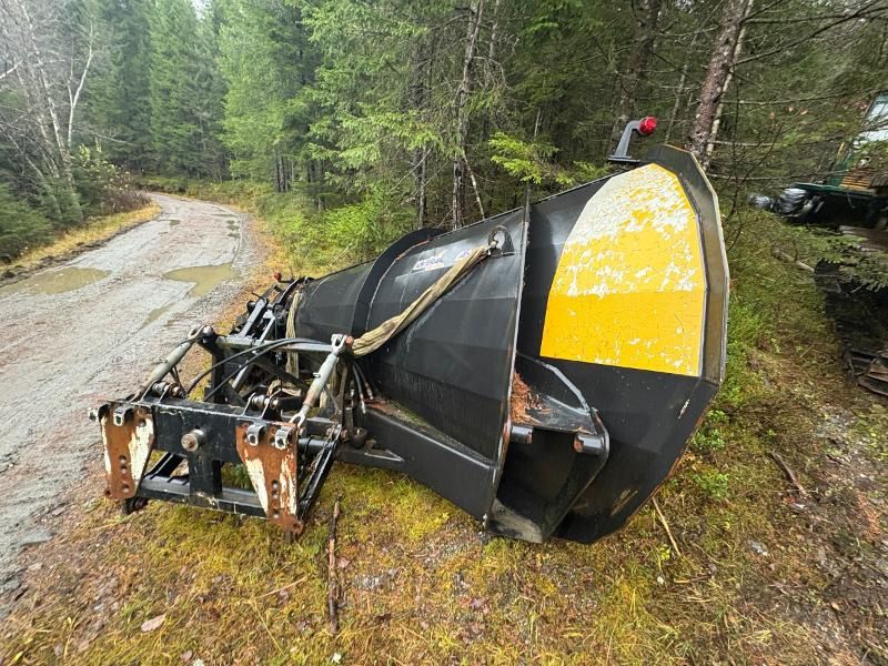 2009 Øveraasen Diagonalplog DH 285 D - Truck: picture 1 2009 Øveraasen Diagonalplog DH 285 D - Truck: picture 1