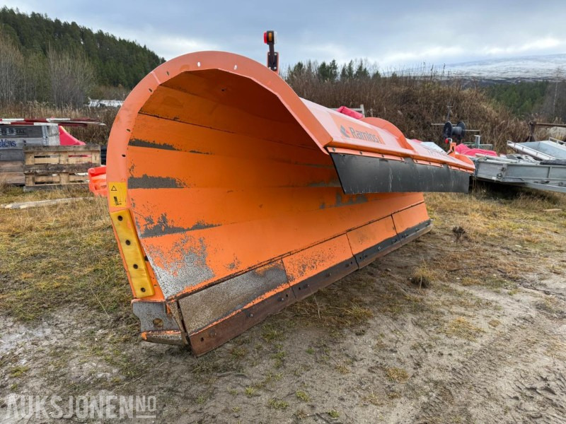 2014 Tellefsdal SL 3700 Kasteplog – Norskprodusert - Truck: picture 1 2014 Tellefsdal SL 3700 Kasteplog – Norskprodusert - Truck: picture 1