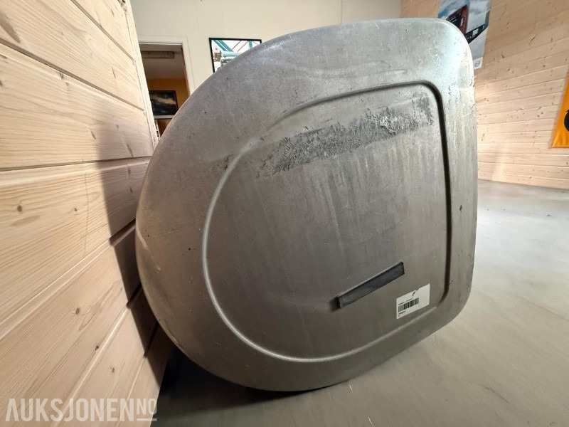 2023 Dieseltank 530 L 70x70x130 - Montert på Volvo FH 2023 D-Shaped - Truck: picture 3 2023 Dieseltank 530 L 70x70x130 - Montert på Volvo FH 2023 D-Shaped - Truck: picture 3