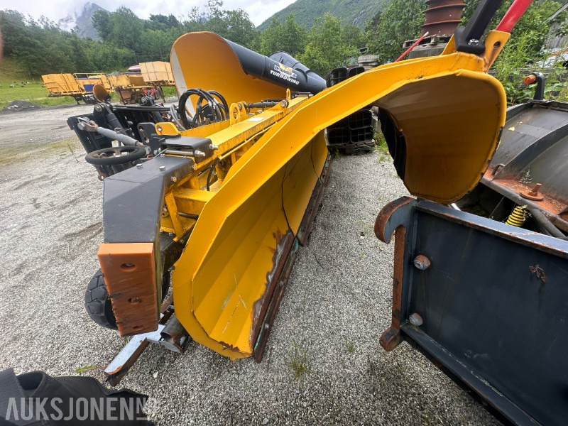 Øveraasen Odin Vendbar plog med slapseskjær - Truck: picture 2 Øveraasen Odin Vendbar plog med slapseskjær - Truck: picture 2