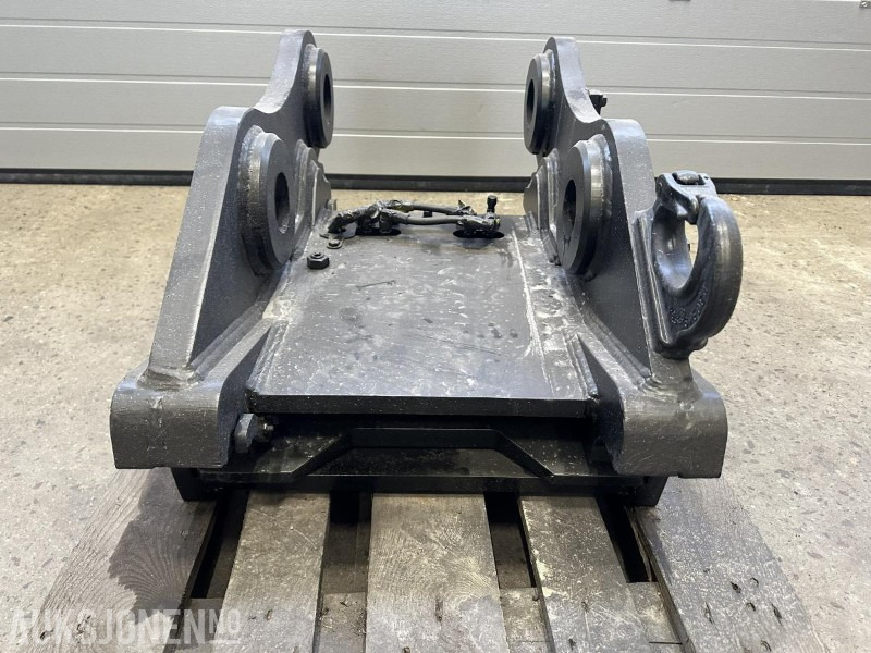 UBRUKT Götene Hydraulisk HK-feste S80 - Construction equipment: picture 2 UBRUKT Götene Hydraulisk HK-feste S80 - Construction equipment: picture 2