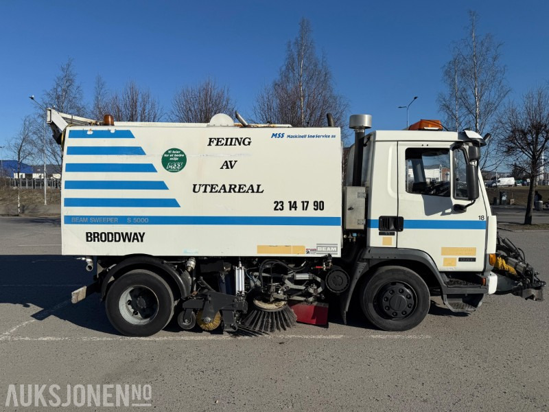 1997 DAF 45 180 TI feiebil, tilhengerfeste, nytt sug, kamera, ekstralys - Utility/ Special vehicle: picture 4 1997 DAF 45 180 TI feiebil, tilhengerfeste, nytt sug, kamera, ekstralys - Utility/ Special vehicle: picture 4