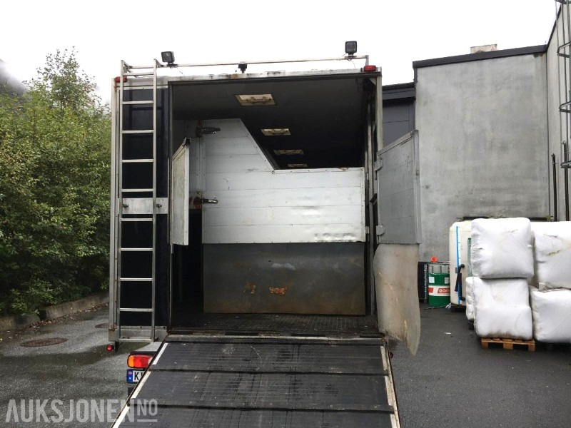 2004 DAF LF 45.220 - Hestebil / Transportbil, 202552km - Utility/ Special vehicle: picture 3 2004 DAF LF 45.220 - Hestebil / Transportbil, 202552km - Utility/ Special vehicle: picture 3