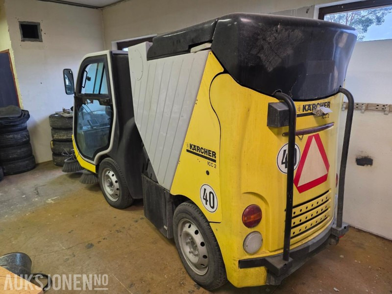 2005 Kärcher ICC 2 kompakt gate- og industrifeiemaskin - Utility/ Special vehicle: picture 4 2005 Kärcher ICC 2 kompakt gate- og industrifeiemaskin - Utility/ Special vehicle: picture 4