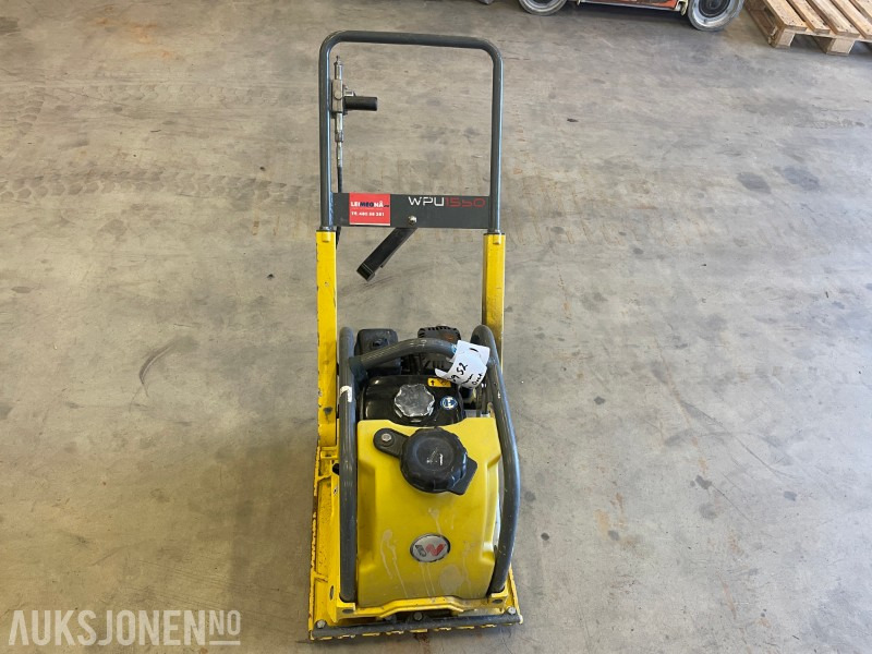 Vibroplate Wacker Neuson WPU1550AW - Roller: picture 2 Vibroplate Wacker Neuson WPU1550AW - Roller: picture 2