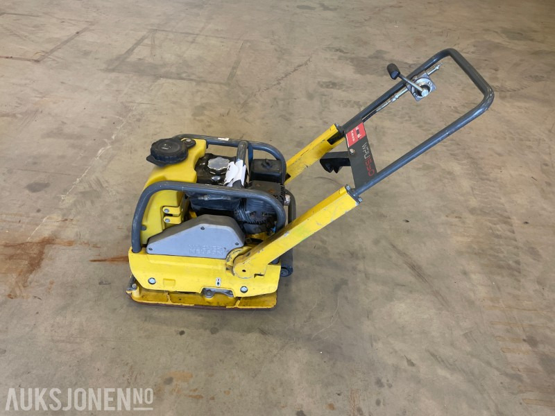 Vibroplate Wacker Neuson WPU1550AW - Roller: picture 3 Vibroplate Wacker Neuson WPU1550AW - Roller: picture 3