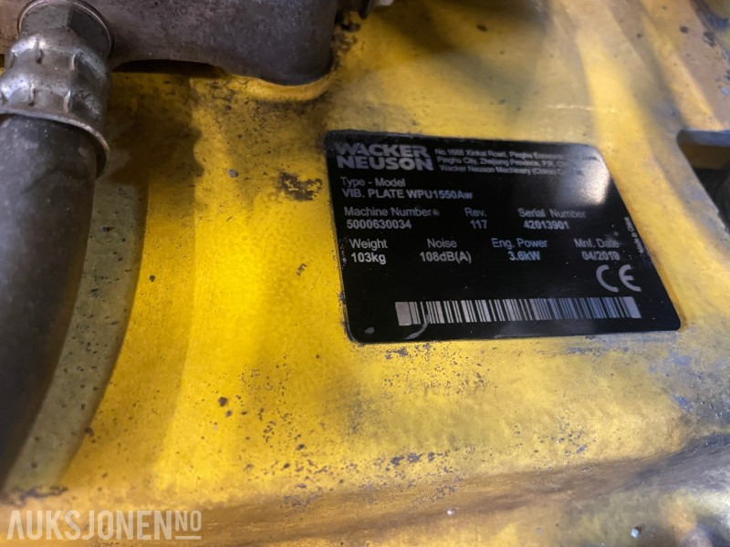 Vibroplate Wacker Neuson WPU1550AW - Roller: picture 5 Vibroplate Wacker Neuson WPU1550AW - Roller: picture 5