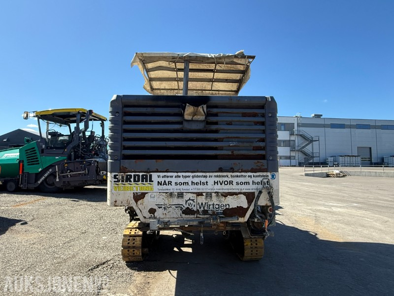 Wirtgen SP25 Glidestøpemaskin - 11688 Arbeidstimer - 118kW/158HP - Construction equipment: picture 5 Wirtgen SP25 Glidestøpemaskin - 11688 Arbeidstimer - 118kW/158HP - Construction equipment: picture 5