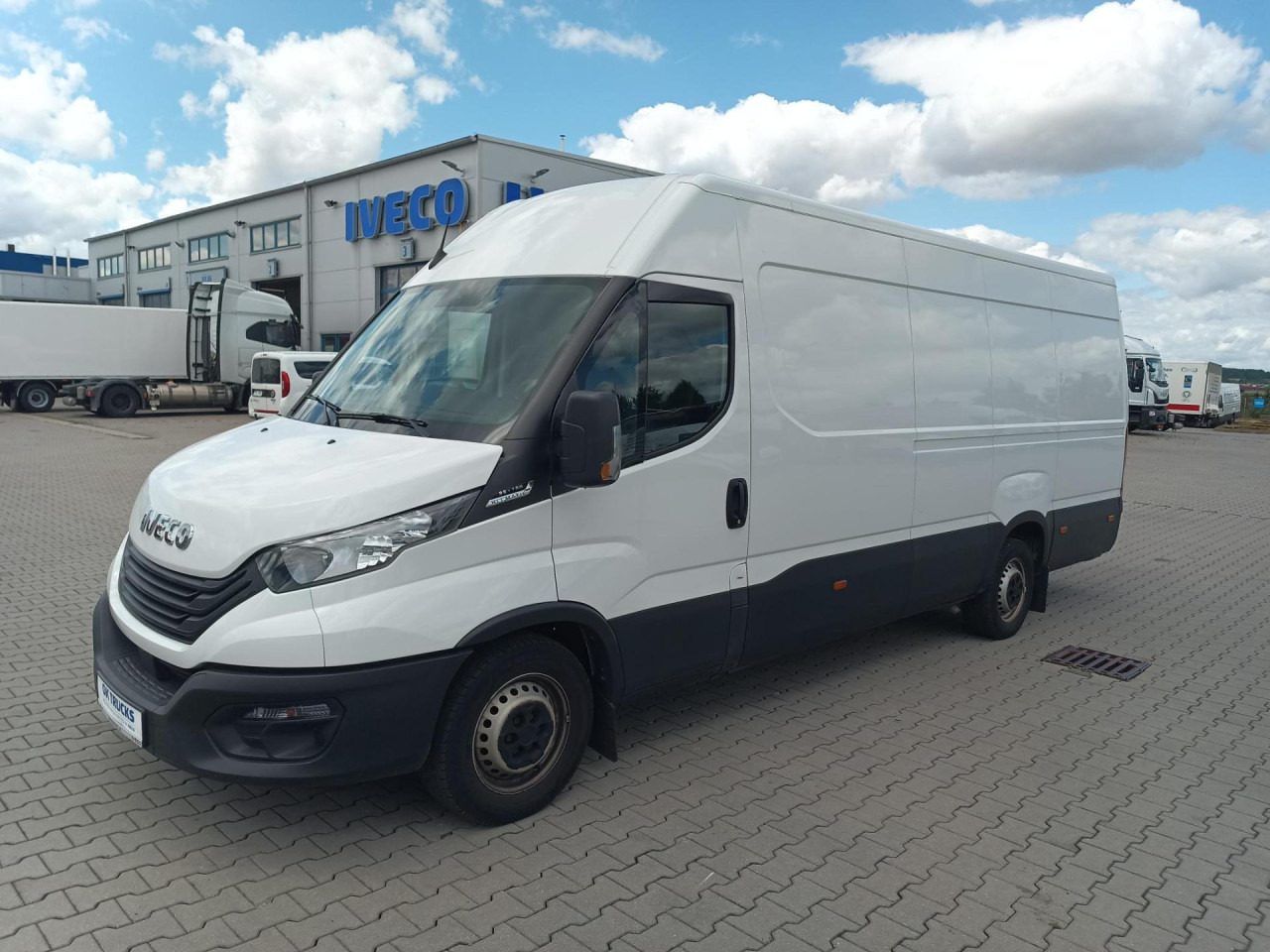 IVECO Daily 35S16A8V - Panel van: picture 1 IVECO Daily 35S16A8V - Panel van: picture 1