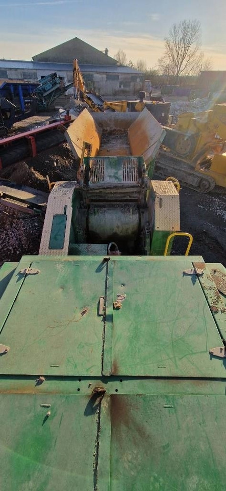 Mobile crusher McCloskey J40V2: picture 18