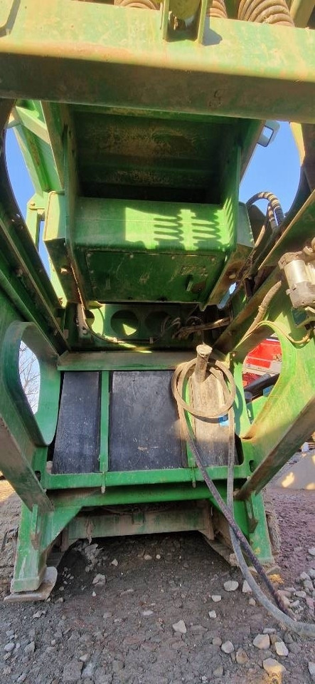 Mobile crusher McCloskey J40V2: picture 25