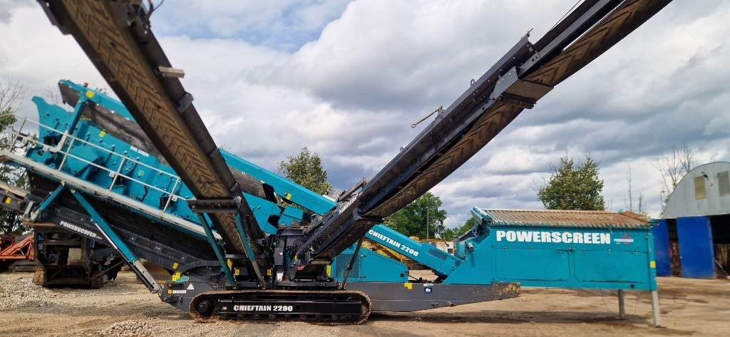 PowerScreen Chieftain 2200 - Screener: picture 1 PowerScreen Chieftain 2200 - Screener: picture 1