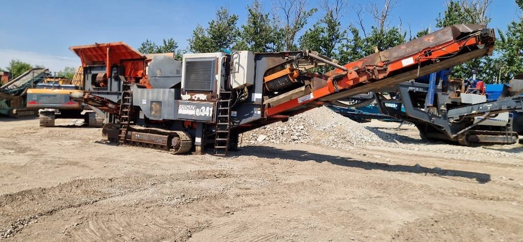 Sandvik QJ 341 - Mobile crusher: picture 3 Sandvik QJ 341 - Mobile crusher: picture 3