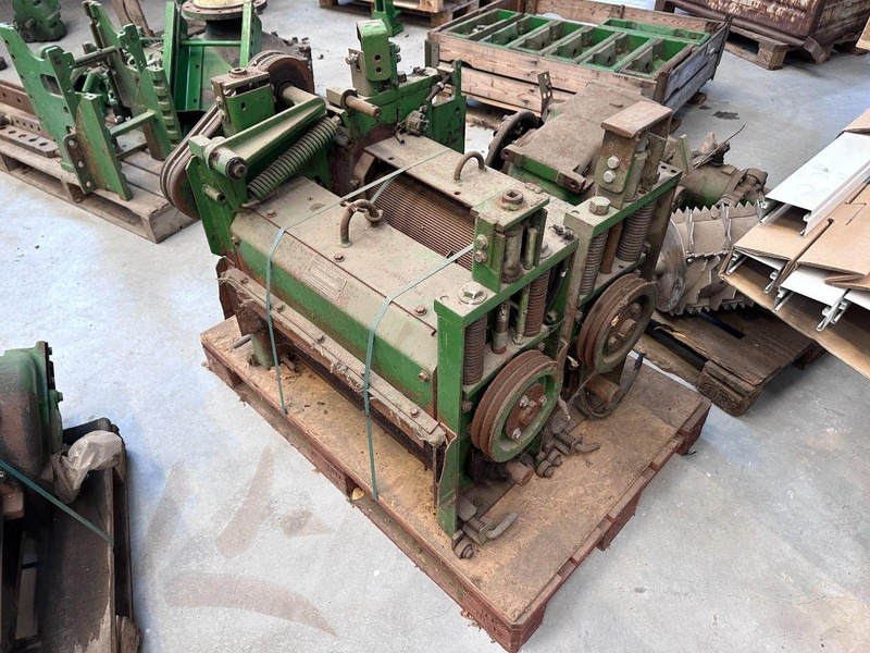 John Deere Harvester parts CALL FOR GOOD PRICE - Forage harvester: picture 2 John Deere Harvester parts CALL FOR GOOD PRICE - Forage harvester: picture 2