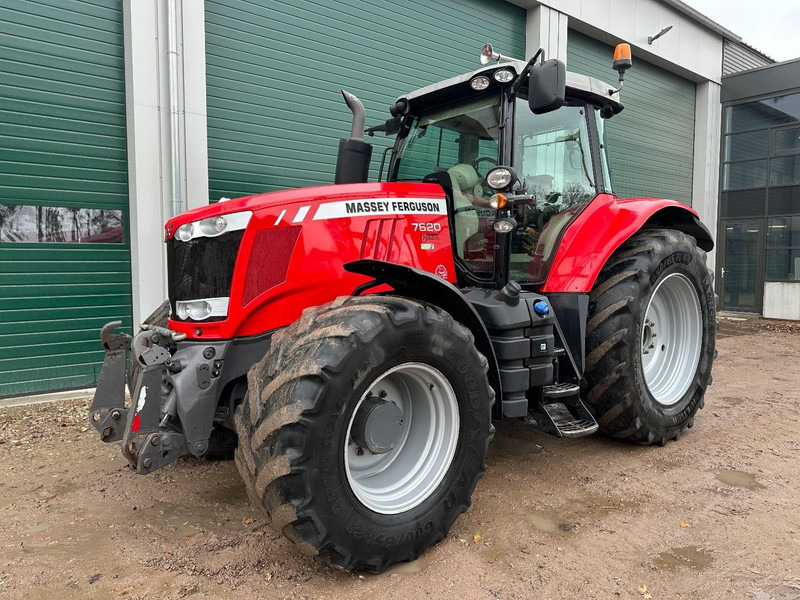 Massey Ferguson 7620 Dyna 6 - Farm tractor: picture 1 Massey Ferguson 7620 Dyna 6 - Farm tractor: picture 1