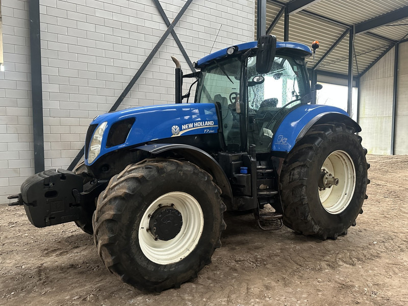 New Holland T7.250 - Farm tractor: picture 1 New Holland T7.250 - Farm tractor: picture 1