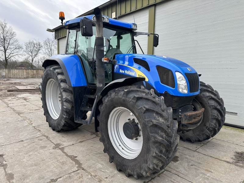 Farm tractor New Holland TVT 195 Dutch registration: picture 7