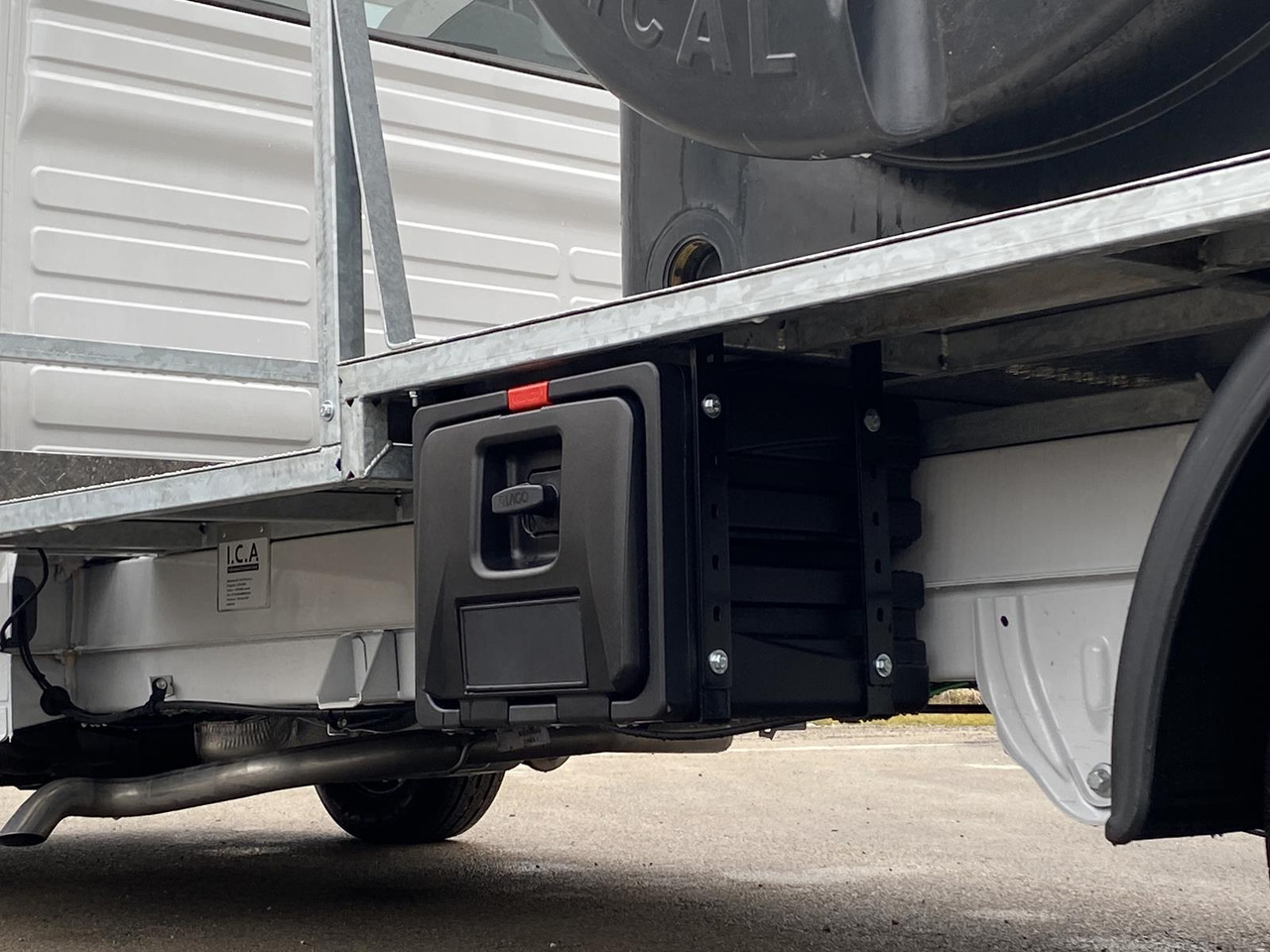 CITROEN JUMPER 1+2 180KM | WC AUFBAU + WC PUMPE leasing CITROEN JUMPER 1+2 180KM | WC AUFBAU + WC PUMPE: picture 13
