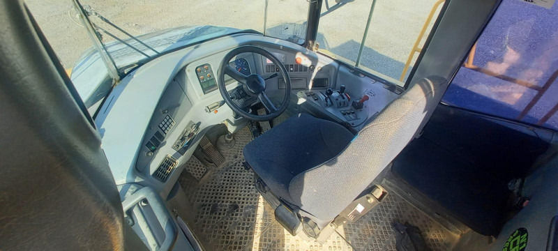 Articulated dumper Volvo A35D: picture 9
