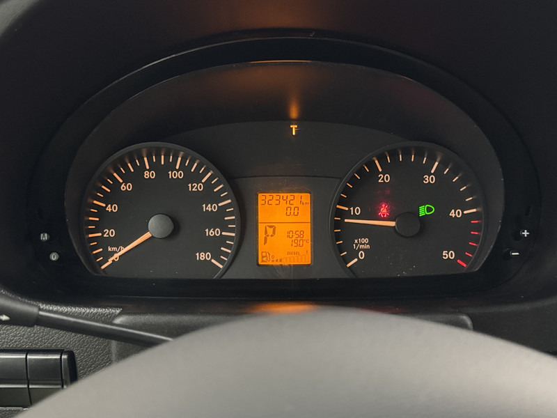 Mercedes-Benz Sprinter 516 2.2 CDI 432 Clixtar Bakwagen met Laadklep Automaat Cruise Control - Closed box van: picture 5 Mercedes-Benz Sprinter 516 2.2 CDI 432 Clixtar Bakwagen met Laadklep Automaat Cruise Control - Closed box van: picture 5