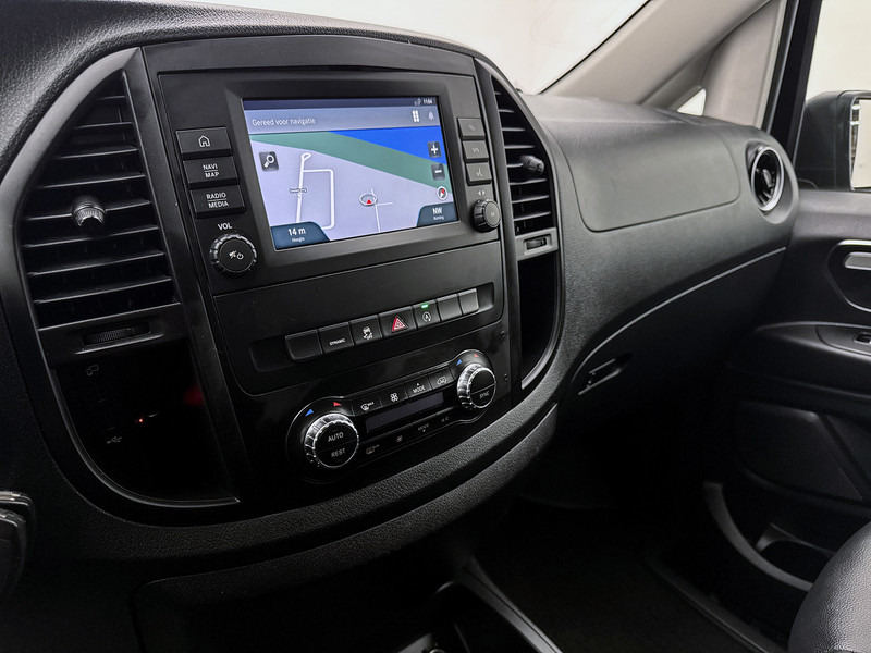 Small van Mercedes-Benz Vito 116 CDI Lang DC 2x Schuifdeur Dubbele Cabine Adaptieve Cruise Control Climate Control Stoelverwarming: picture 7 Small van Mercedes-Benz Vito 116 CDI Lang DC 2x Schuifdeur Dubbele Cabine Adaptieve Cruise Control Climate Control Stoelverwarming: picture 7