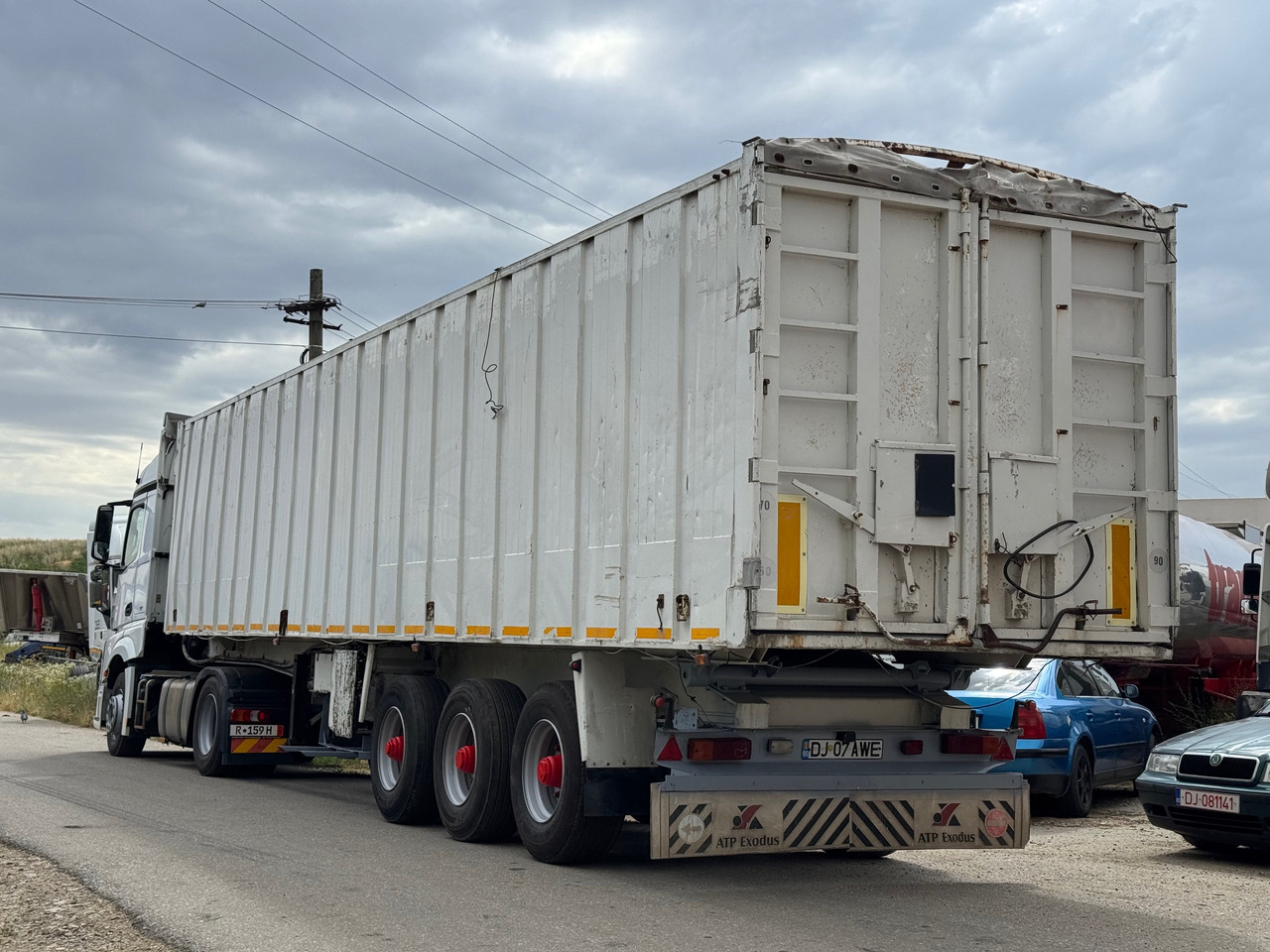 BENALU Bena Cereale 68m3 T34C1NL Aluminiu - Tipper semi-trailer: picture 1 BENALU Bena Cereale 68m3 T34C1NL Aluminiu - Tipper semi-trailer: picture 1