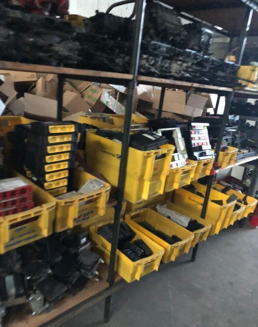 Calculatoare de Bord Calculator Computer Camion Volvo Mercedes Daf Iveco Renault Man - ECU for Truck: picture 1 Calculatoare de Bord Calculator Computer Camion Volvo Mercedes Daf Iveco Renault Man - ECU for Truck: picture 1