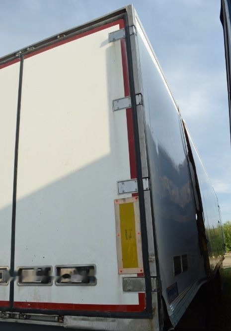 Container izoterm -frigorific - Isothermal semi-trailer: picture 2 Container izoterm -frigorific - Isothermal semi-trailer: picture 2