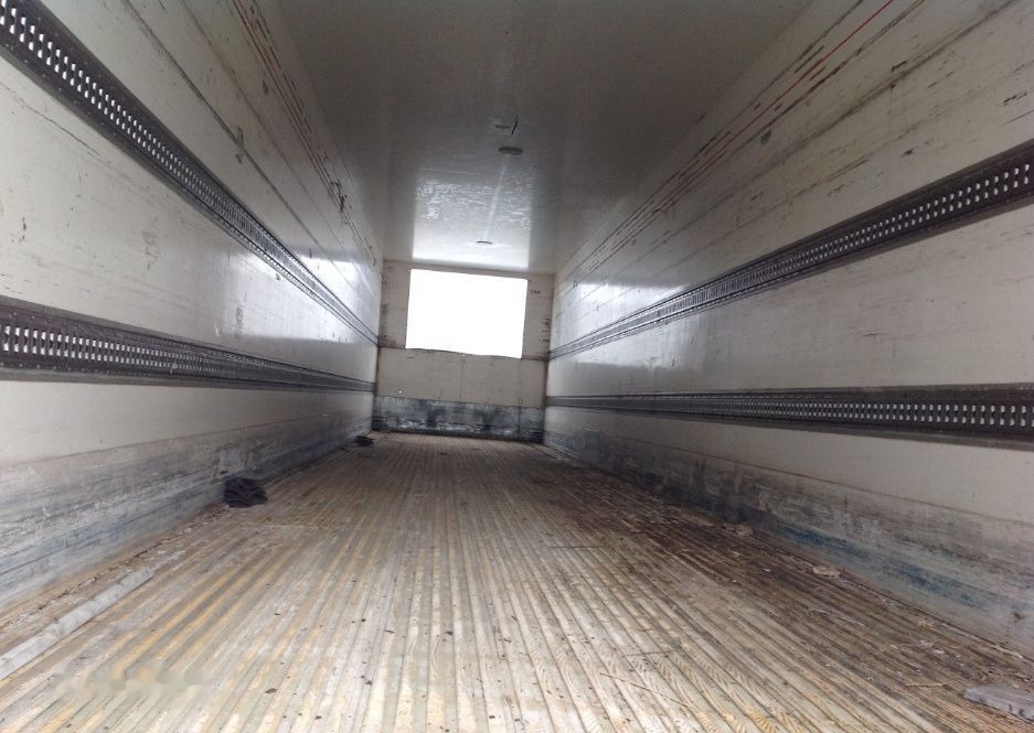 Container izoterm -frigorific - Isothermal semi-trailer: picture 5 Container izoterm -frigorific - Isothermal semi-trailer: picture 5