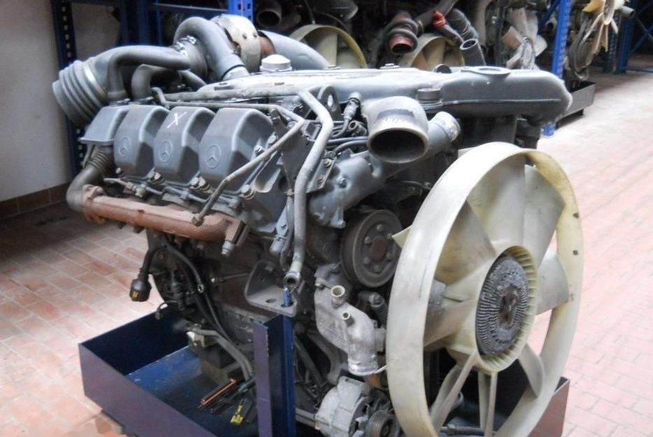 Mercedes-Benz Actros truck - Engine for Truck: picture 1 Mercedes-Benz Actros truck - Engine for Truck: picture 1