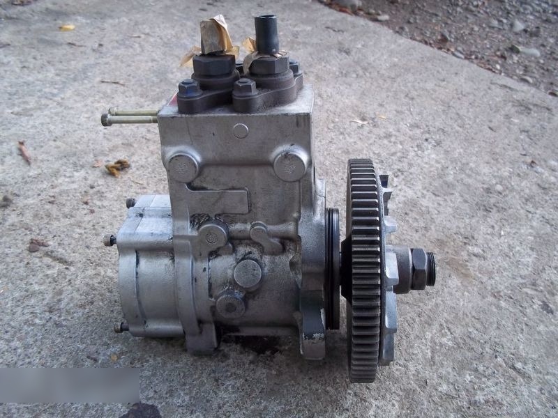 Renault Premium truck - Fuel pump for Truck: picture 1 Renault Premium truck - Fuel pump for Truck: picture 1