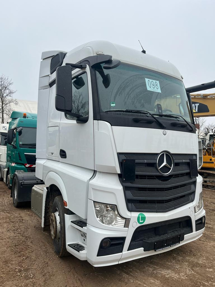 MERCEDES-BENZ ACTROS 1843 4x2 MP4 STANDARD / 650 km / 27% consumption / TOPPP - Tractor unit: picture 3 MERCEDES-BENZ ACTROS 1843 4x2 MP4 STANDARD / 650 km / 27% consumption / TOPPP - Tractor unit: picture 3
