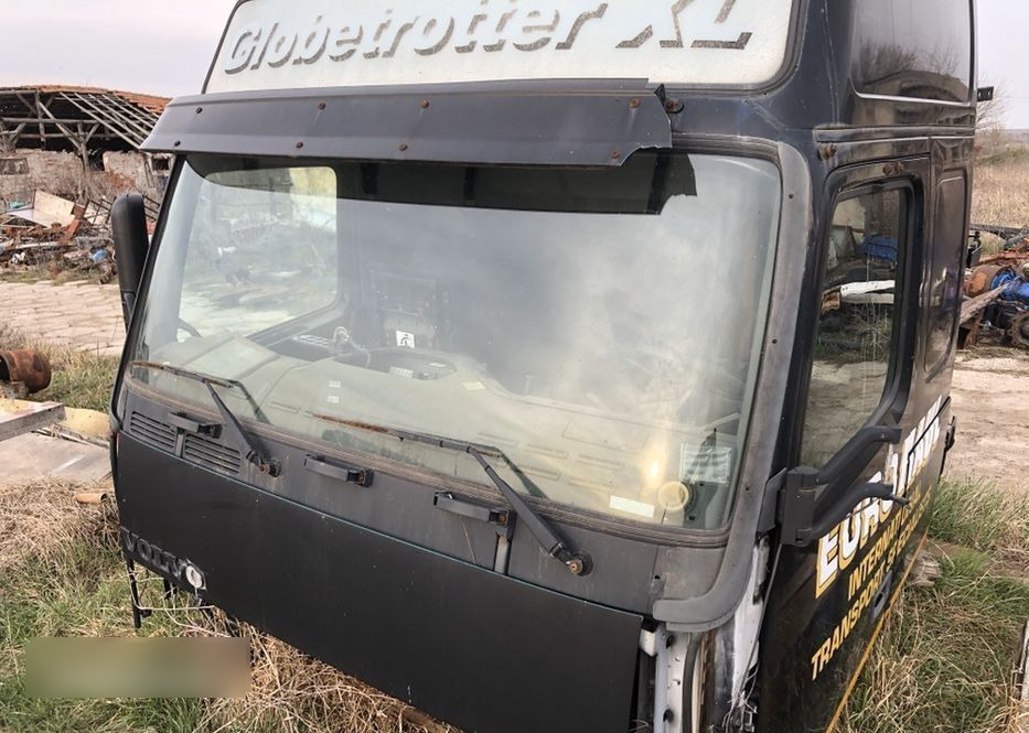 Volvo FH 12 truck - Cab for Truck: picture 2 Volvo FH 12 truck - Cab for Truck: picture 2