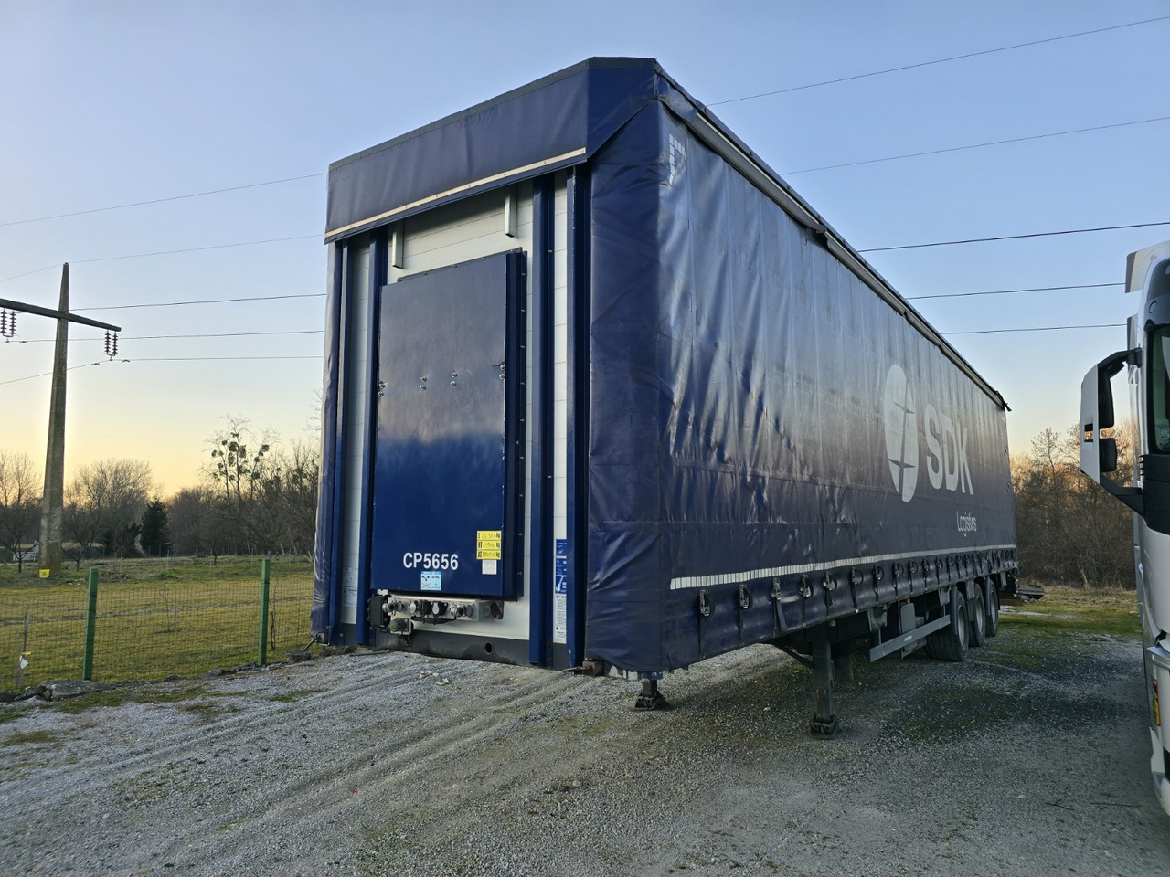 Meusburger MPS-3 Schräglader - Curtainsider semi-trailer: picture 4 Meusburger MPS-3 Schräglader - Curtainsider semi-trailer: picture 4
